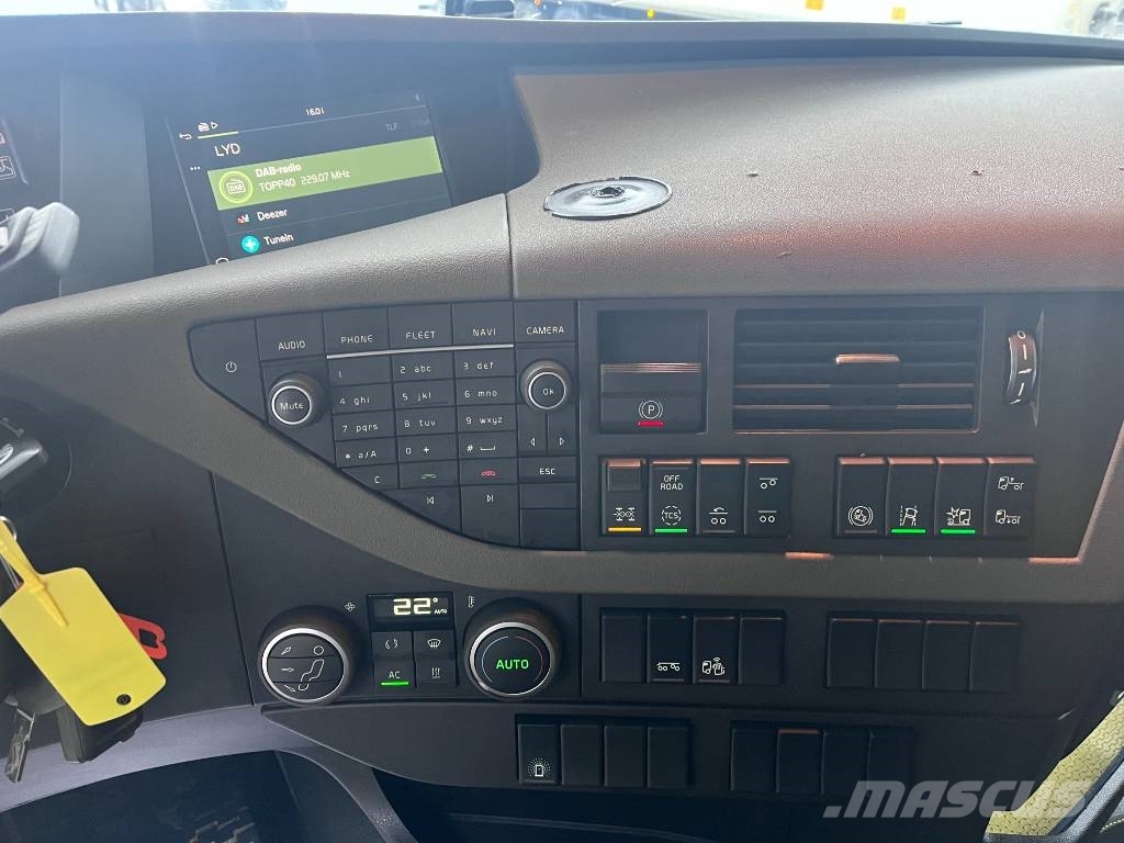 Volvo FH16 650 6x4 شاحنات قلابة