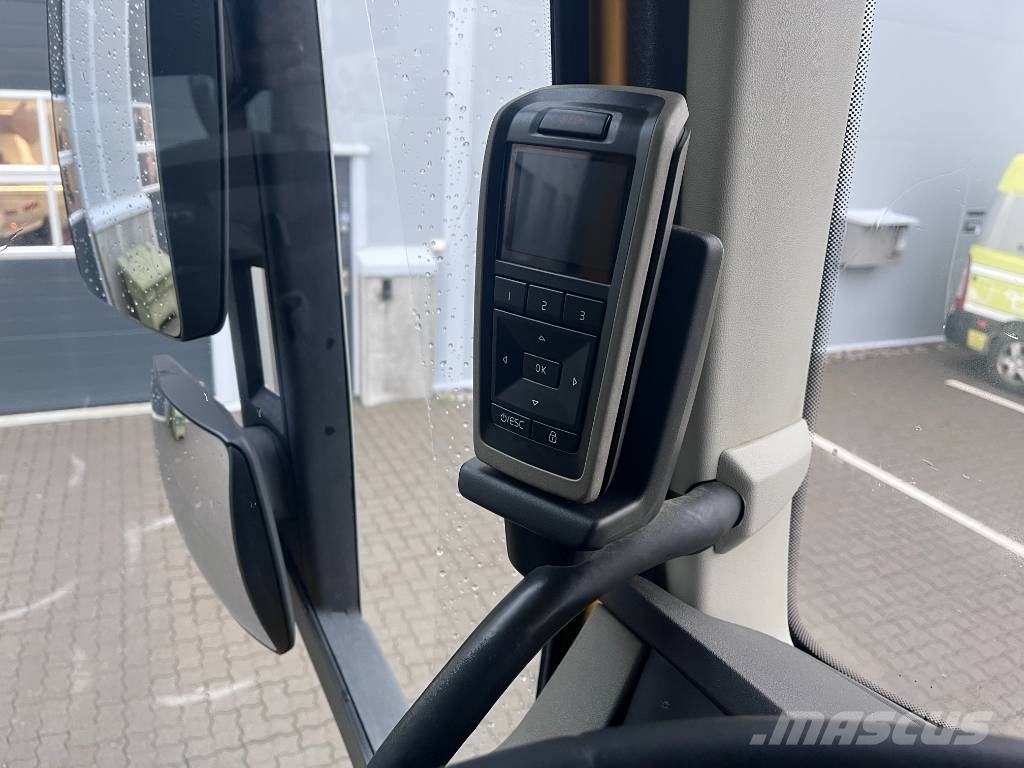 Volvo FH16 650 6x4 شاحنات قلابة