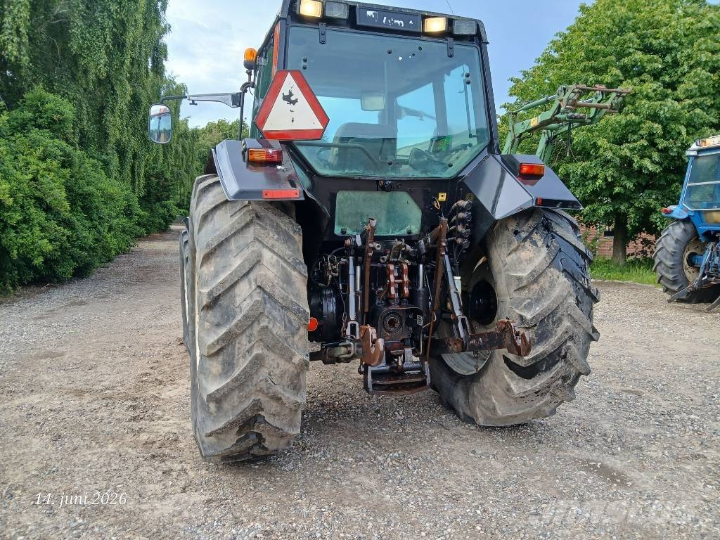 Valmet MEGA 8450 الجرارات