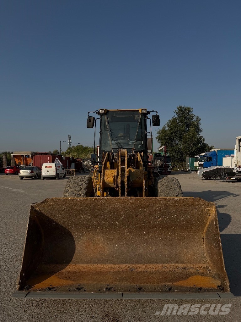 CAT 924 H z Фронтальні навантажувачі