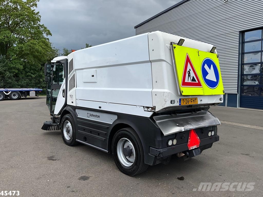 Johnston CN 401 Euro 6 Veegwagens