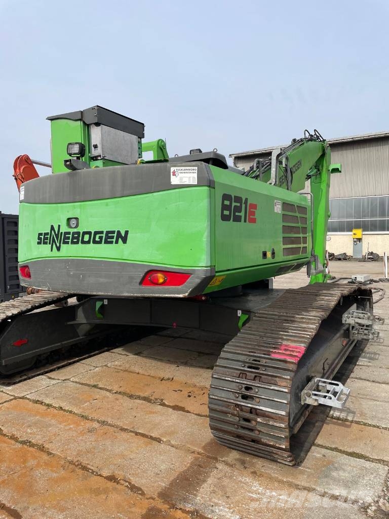 Sennebogen S821R Waste / industry handlers