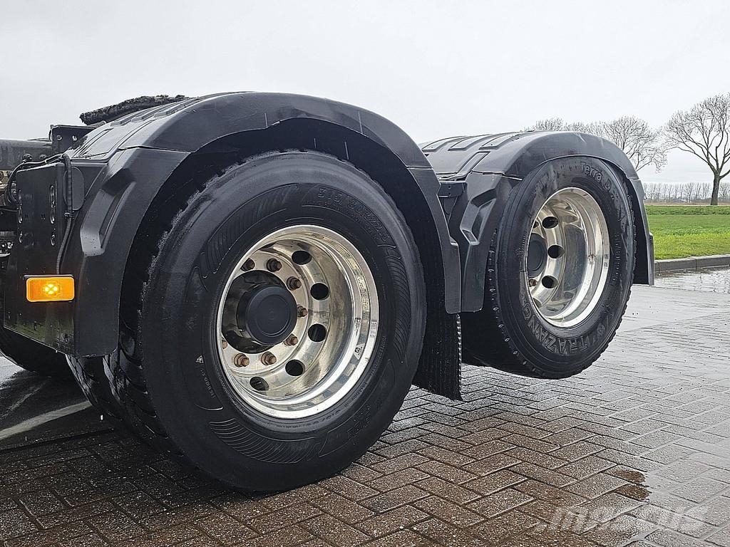 Volvo FM 500 6X4 LIFT AXLE PTO+HY Trækkere