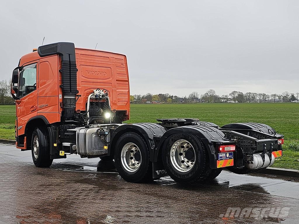 Volvo FM 500 6X4 LIFT AXLE PTO+HY Trækkere