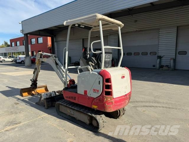 Takeuchi TB 216 Mini kotrók < 7t