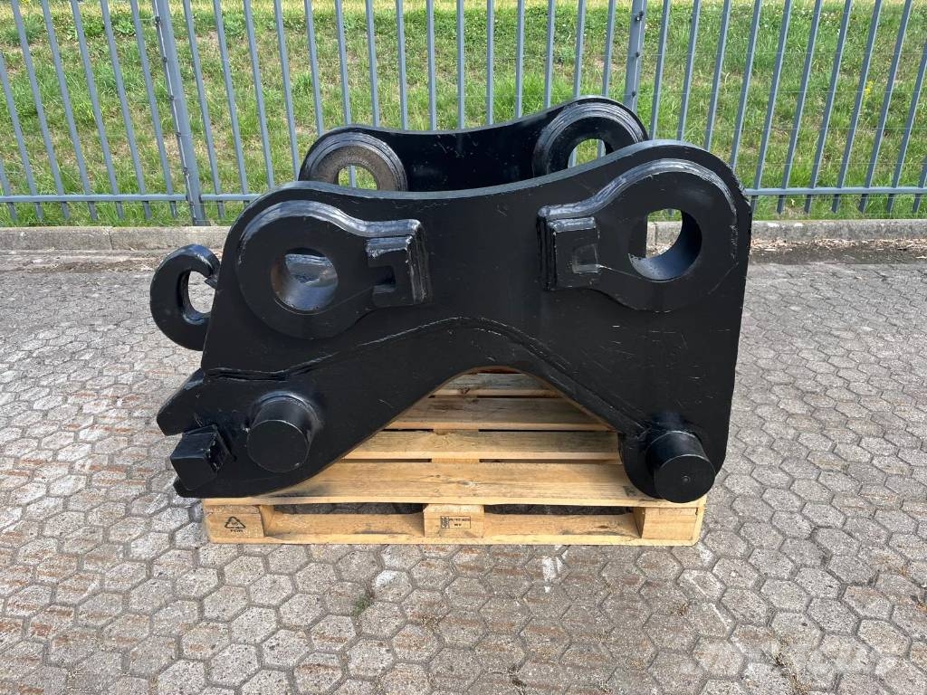 CAT CW70 H.6.N. JC Linkage quick coupler Gyors csatlakozók