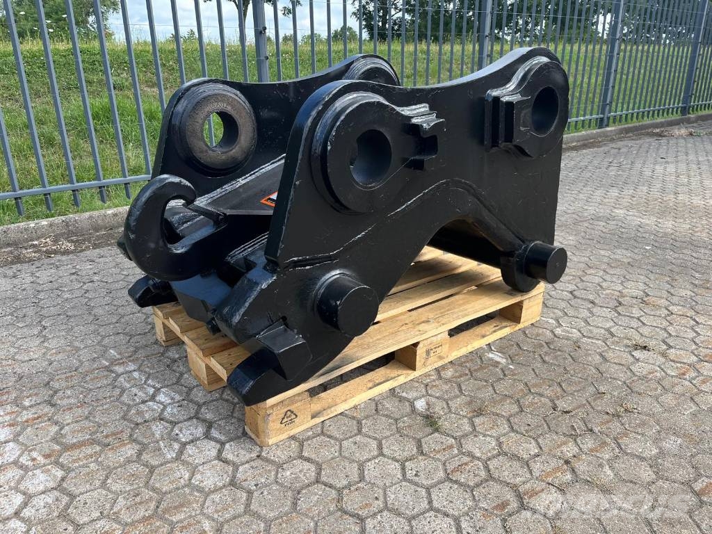 CAT CW70 H.6.N. JC Linkage quick coupler Gyors csatlakozók