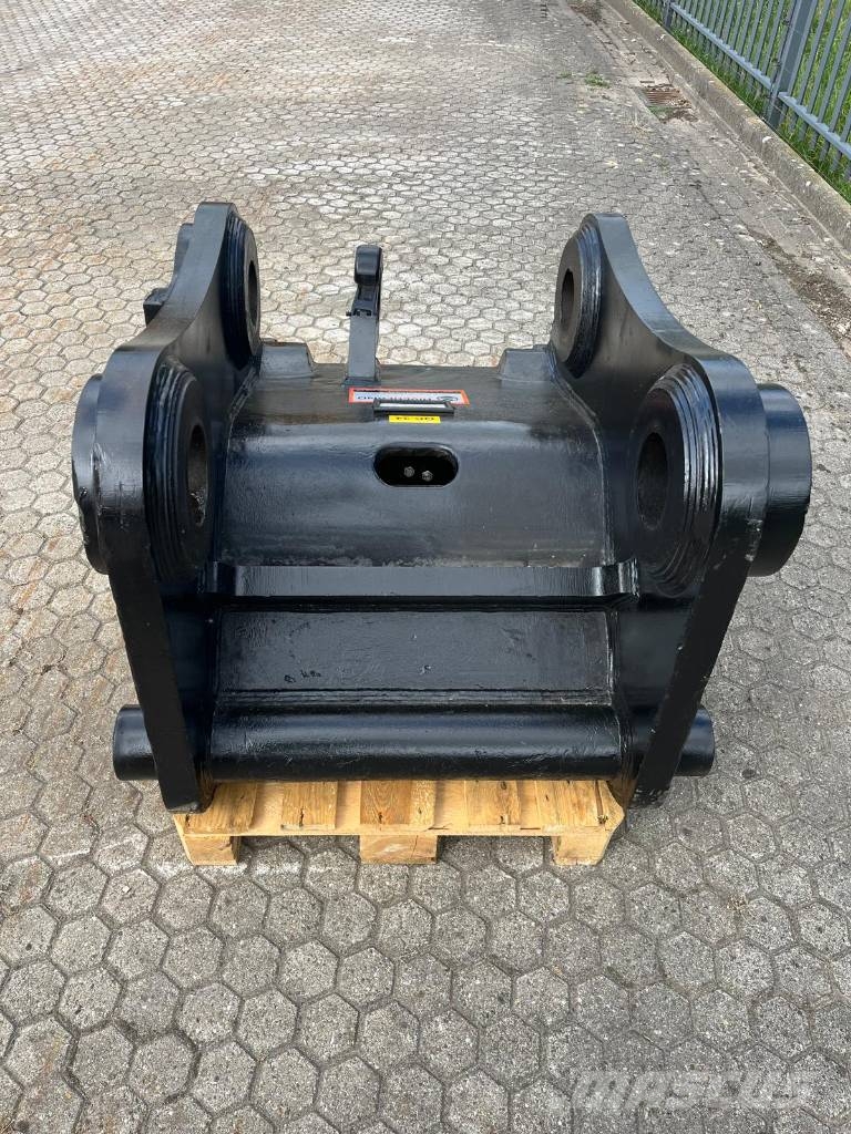 CAT CW70 H.6.N. JC Linkage quick coupler Gyors csatlakozók