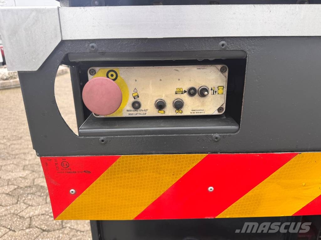 Renault D12 Hubarbeitsbühne France Elevateur 192 CPM Autoplošiny