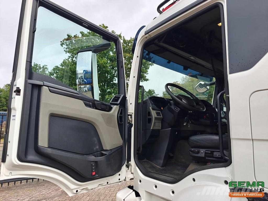 MAN TGS 33.510 6x6 HydroDrive Sleeper Cab Euro6D + Pal Vozy na přepravu kmenů