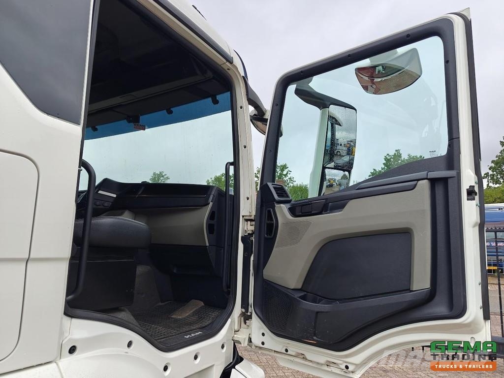 MAN TGS 33.510 6x6 HydroDrive Sleeper Cab Euro6D + Pal За превоз на дървени трупи