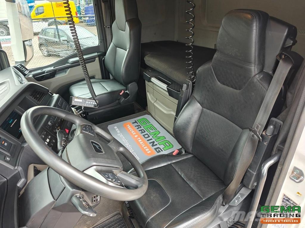 MAN TGS 33.510 6x6 HydroDrive Sleeper Cab Euro6D + Pal Vozy na přepravu kmenů