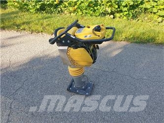 Bomag BT 65 Tärylevyt