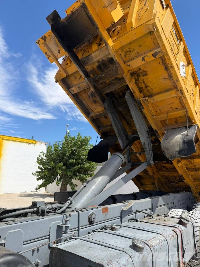 Pegaso 2331K dumper 6x4 centauro carrillero شاحنات قلابة