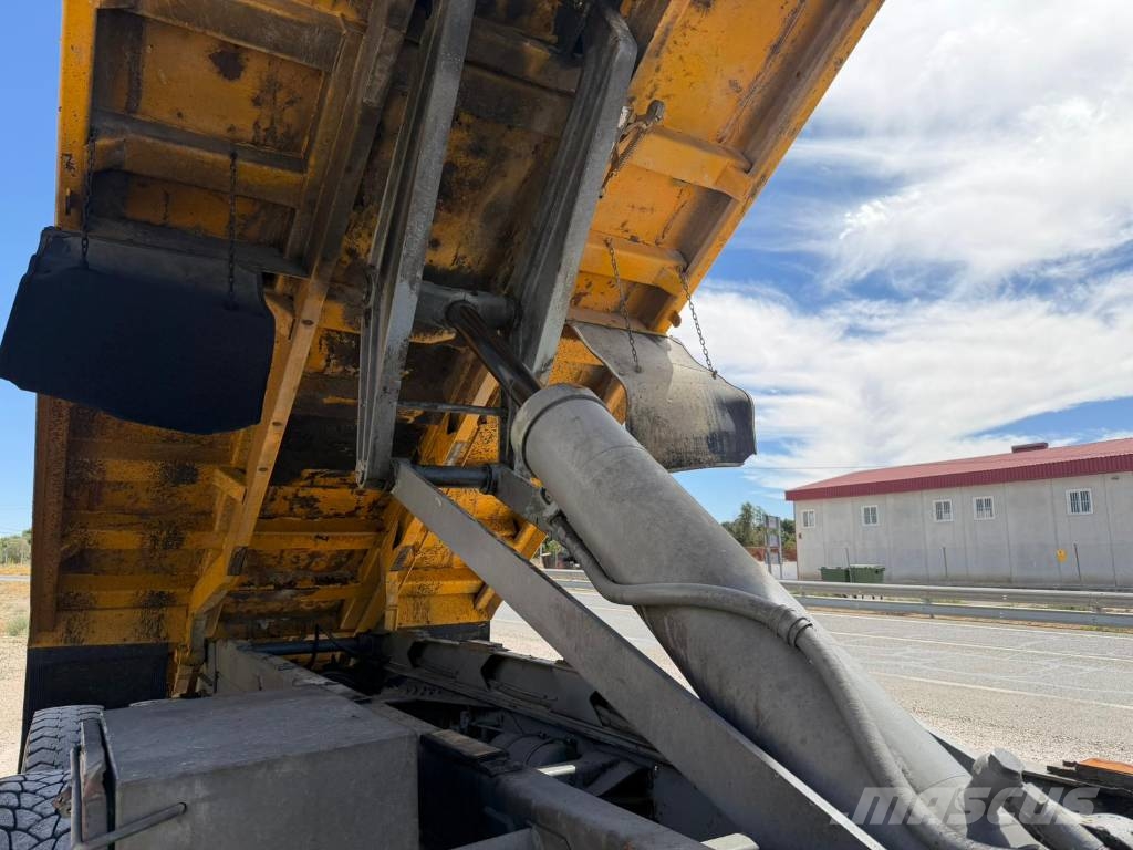 Pegaso 2331K dumper 6x4 centauro carrillero شاحنات قلابة