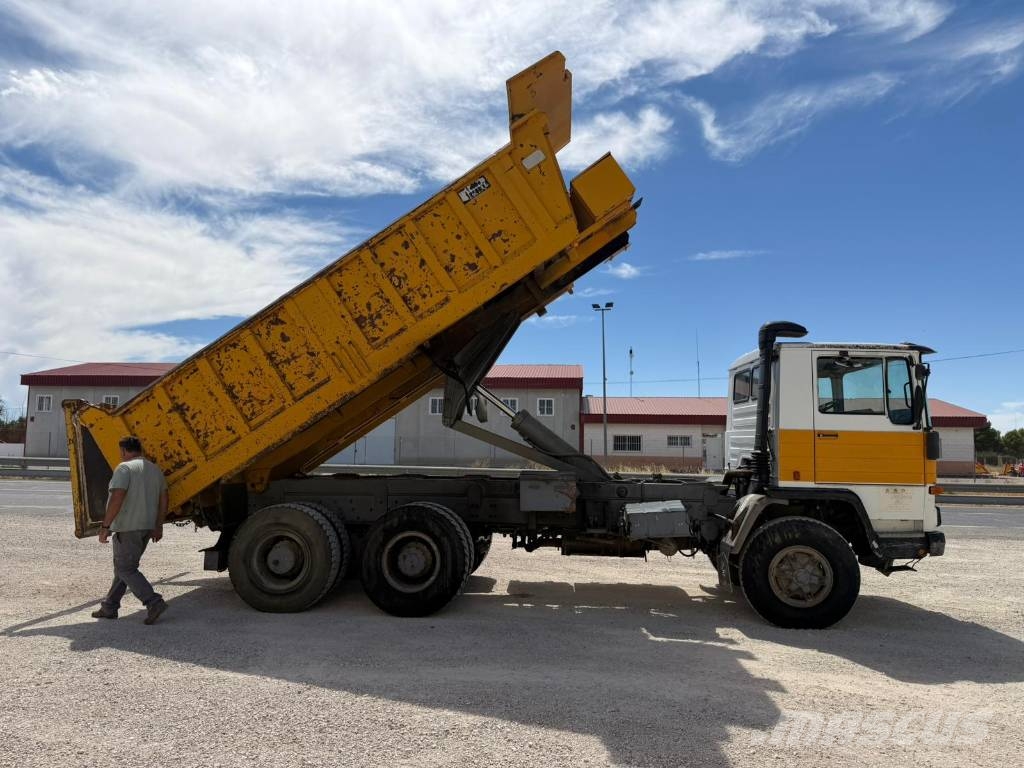 Pegaso 2331K dumper 6x4 centauro carrillero شاحنات قلابة