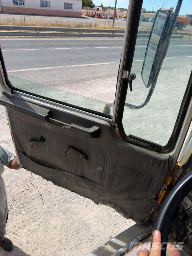 Pegaso 2331K dumper 6x4 centauro carrillero شاحنات قلابة