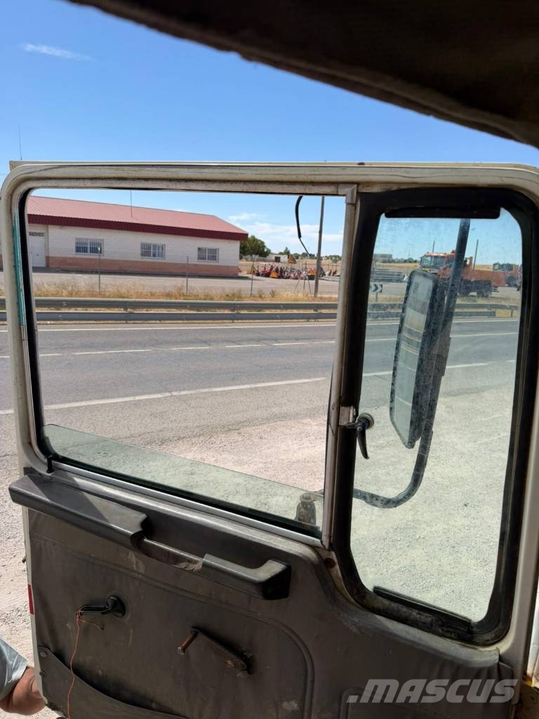 Pegaso 2331K dumper 6x4 centauro carrillero شاحنات قلابة