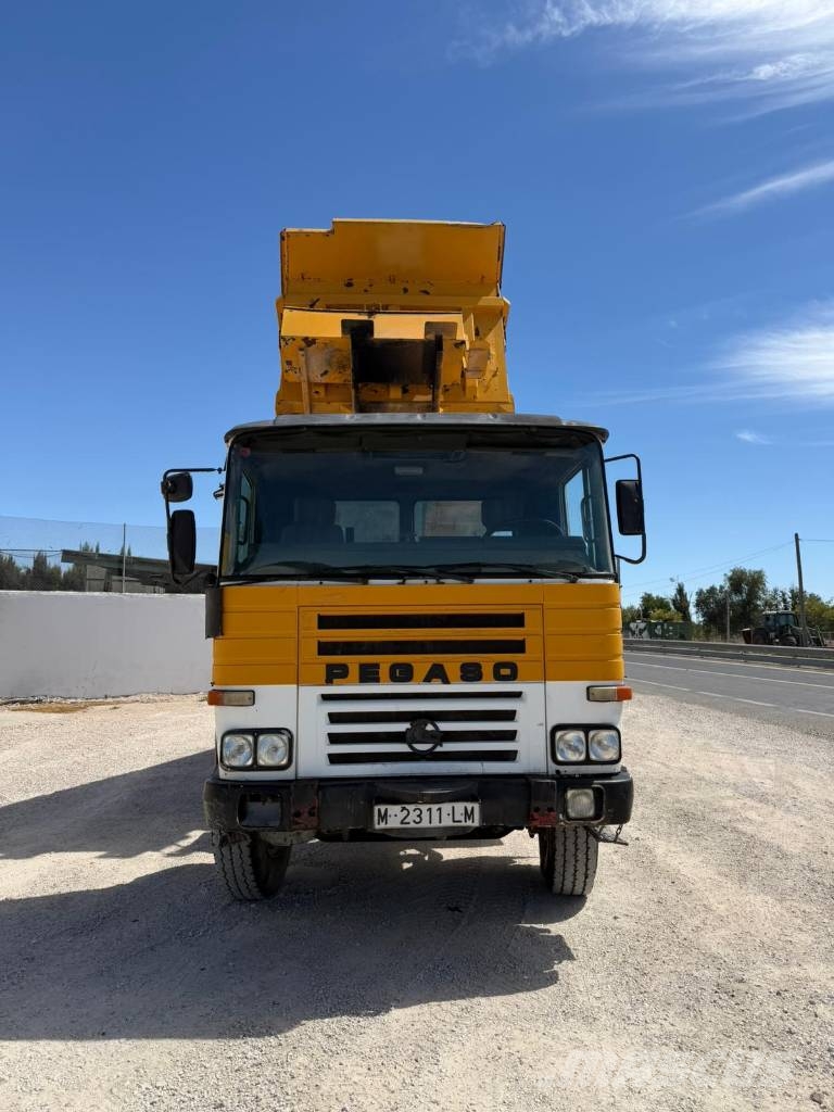 Pegaso 2331K dumper 6x4 centauro carrillero شاحنات قلابة