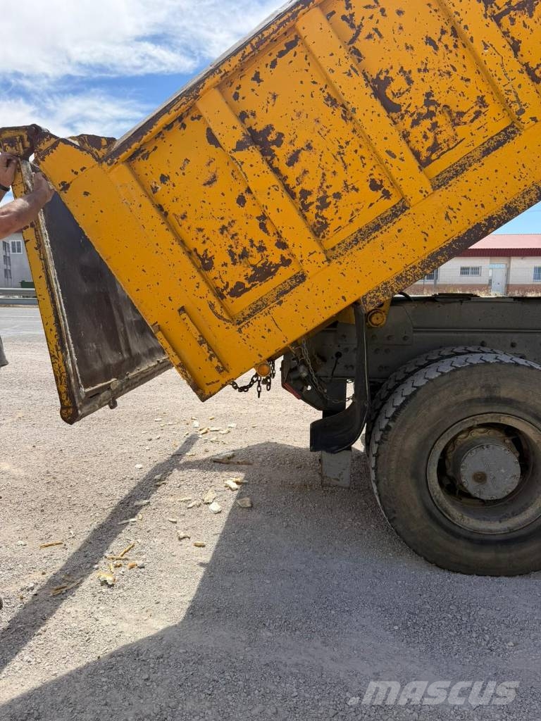 Pegaso 2331K dumper 6x4 centauro carrillero شاحنات قلابة