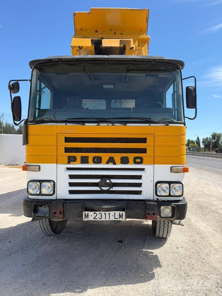 Pegaso 2331K dumper 6x4 centauro carrillero شاحنات قلابة