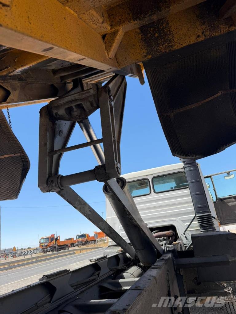 Pegaso 2331K dumper 6x4 centauro carrillero شاحنات قلابة