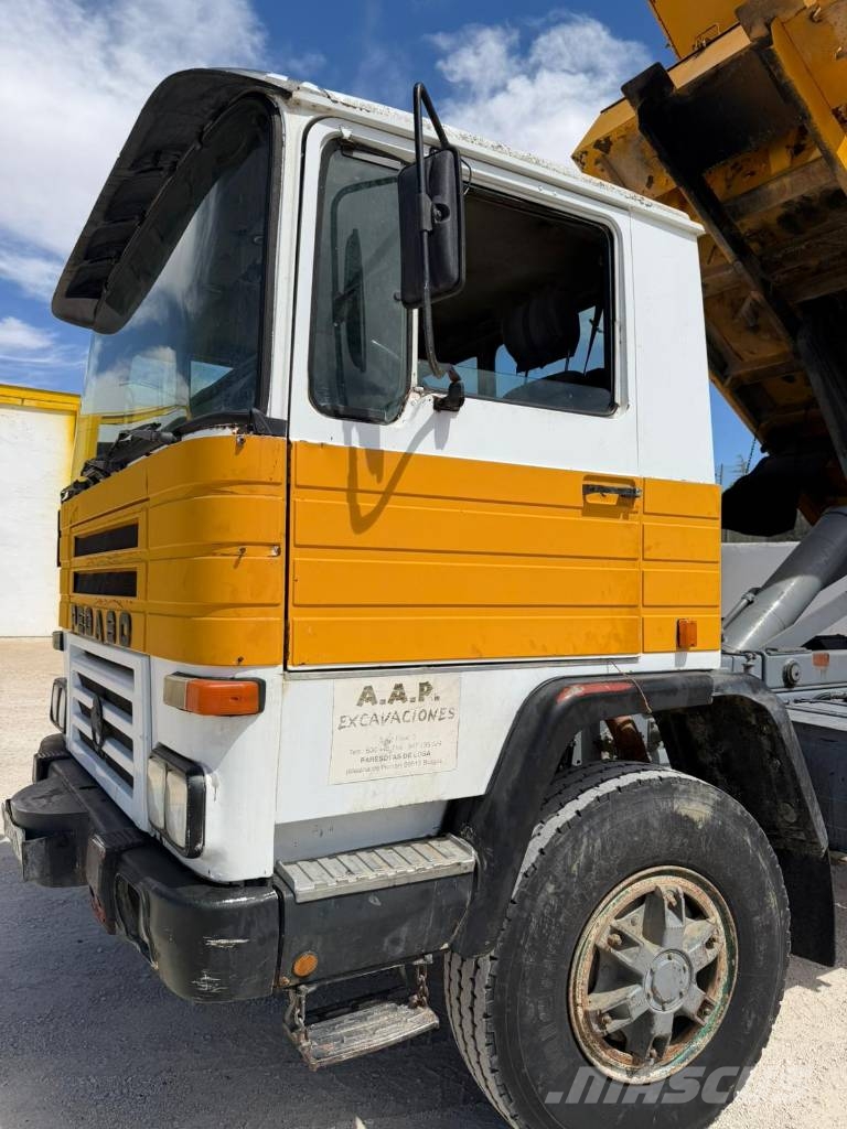 Pegaso 2331K dumper 6x4 centauro carrillero شاحنات قلابة