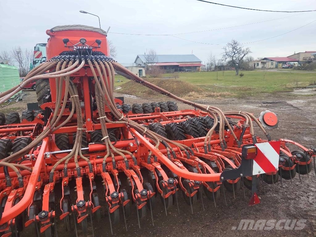 Kuhn Espro 6000 R مثاقيب