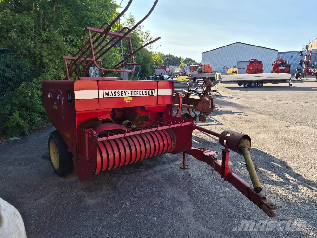Massey Ferguson 14 Kanttipaalaimet
