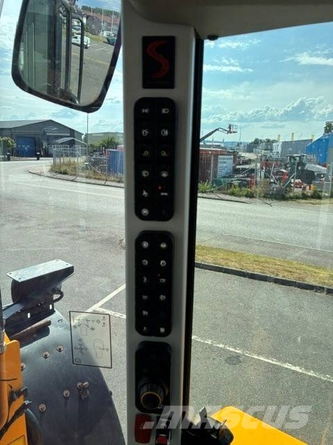 JCB 419 S Pale gommate