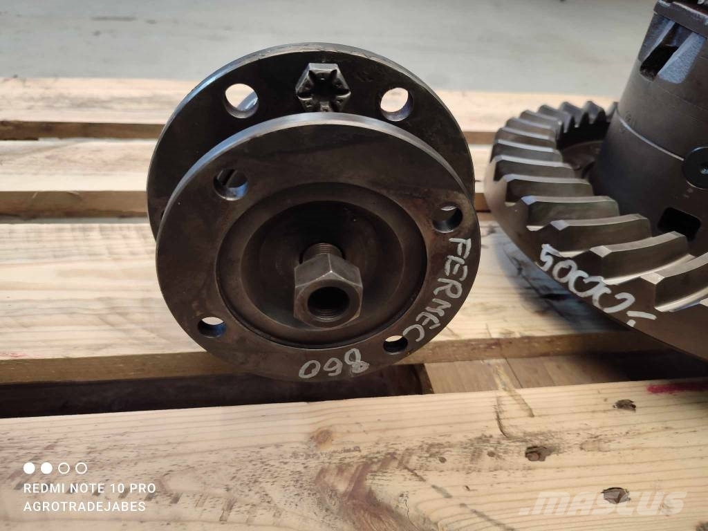 Fermec 860 (8x35) differential Ašys