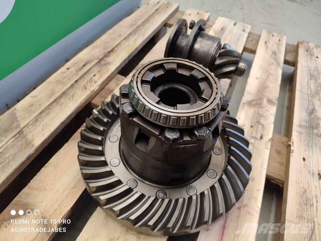 Fermec 860 (8x35) differential Ašys