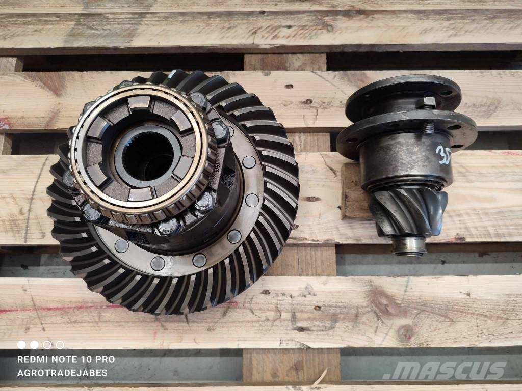 Fermec 860 (8x35) differential Ašys