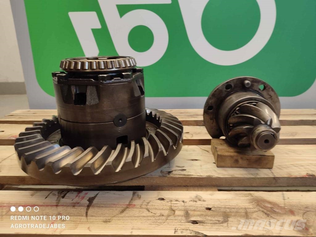 Fermec 860 (8x35) differential Ašys