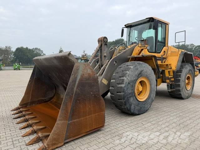 Volvo L 180 F Kolesni nakladalci