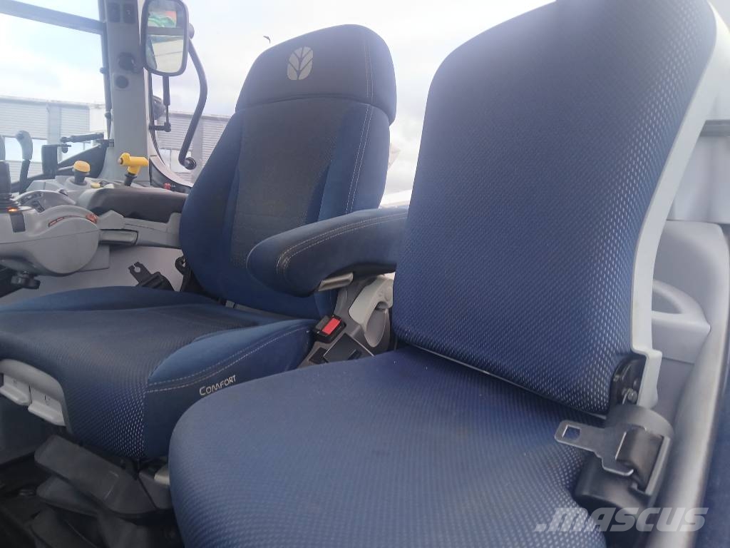 New Holland T6.145 EC Traktorit