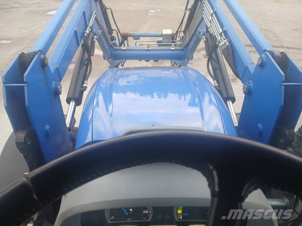 New Holland T6.145 EC Traktorit