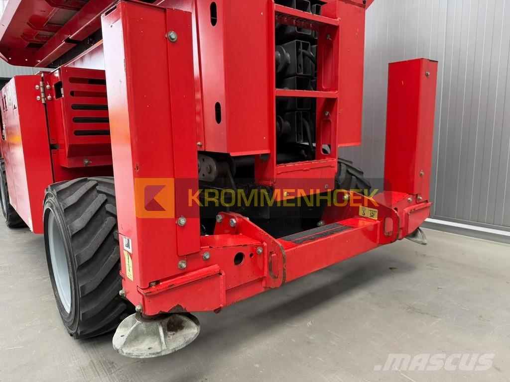 Manitou 140 SC Scissor lifts