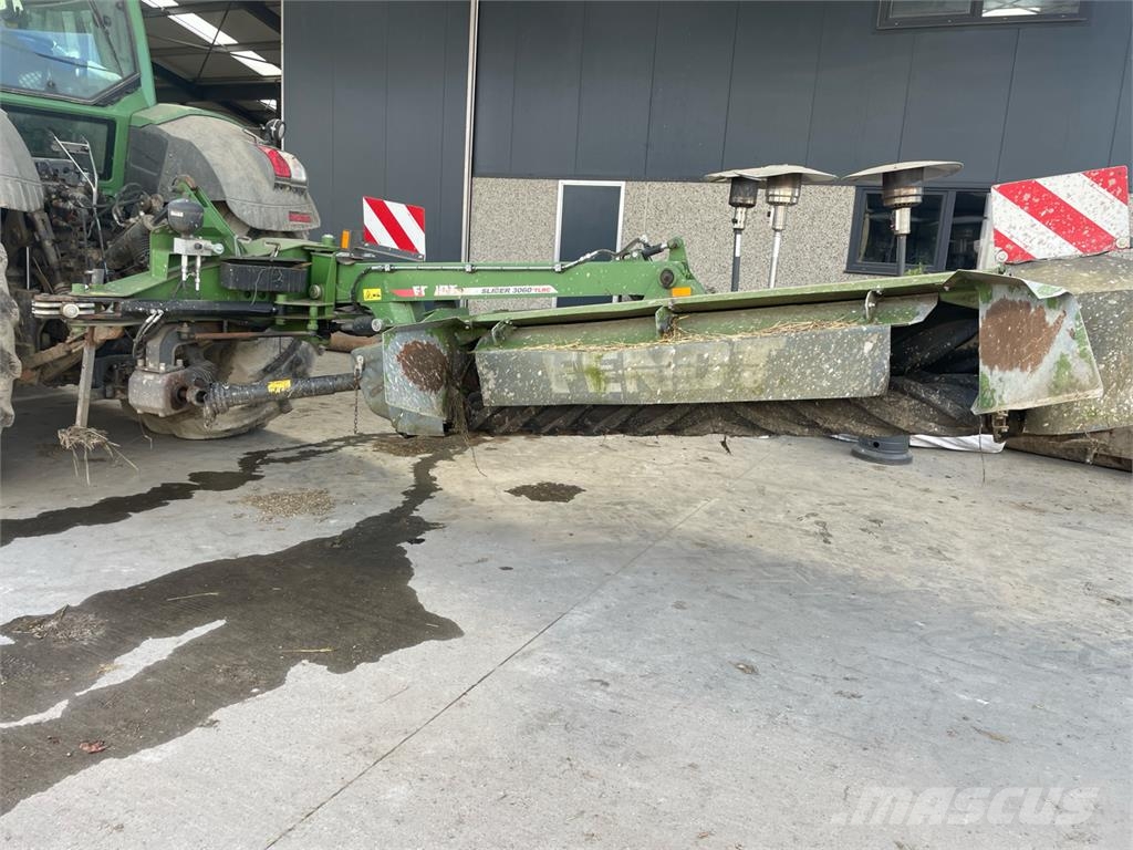 Fendt SLICER 3060 TLRC Pyörillä varustetut leikkurit