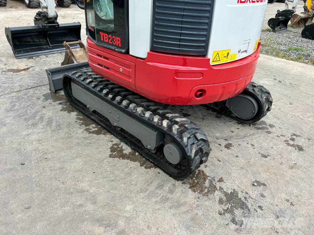 Takeuchi TB 23 R Miniescavatori