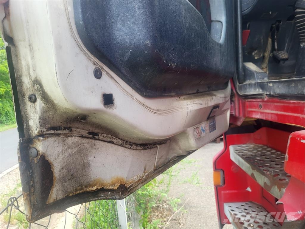 Mercedes-Benz ACTROS 3243 8X4 + HR Platformos/ Pakrovimas iš šono