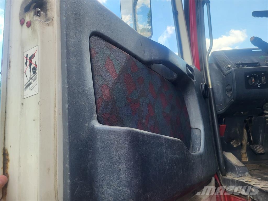 Mercedes-Benz ACTROS 3243 8X4 + HR Platformos/ Pakrovimas iš šono