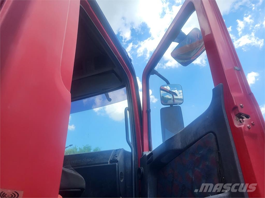 Mercedes-Benz ACTROS 3243 8X4 + HR Platformos/ Pakrovimas iš šono