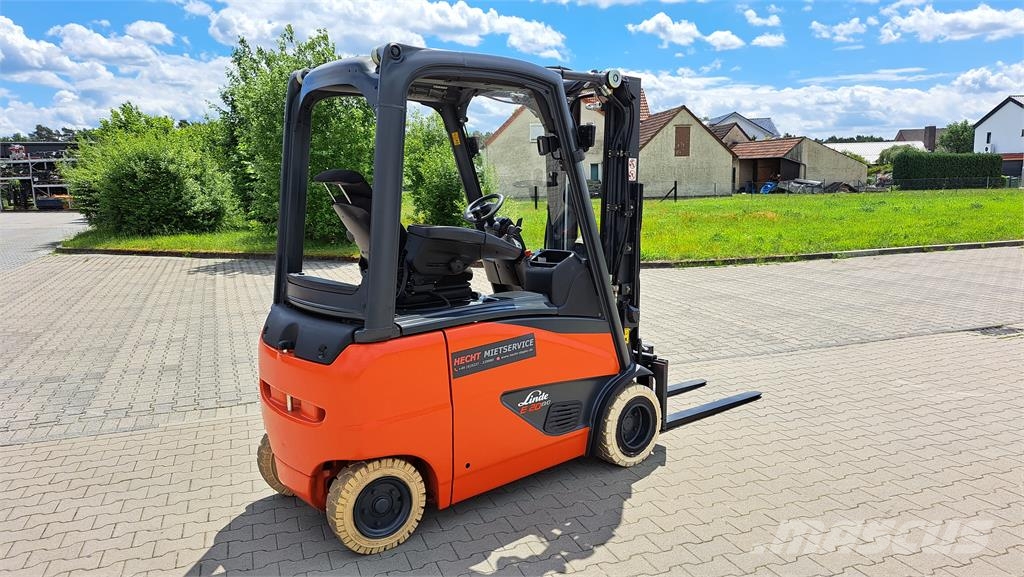 Linde E20PH-02 Elektromos targoncák