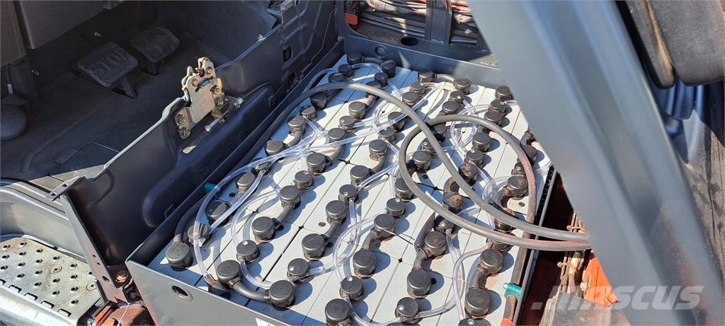 Linde E20PH-02 شاحنات ذات رافعات شوكية تعمل بالكهرباء