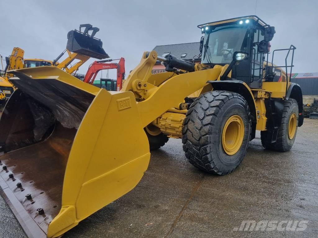 CAT 966M Incarcator pe pneuri