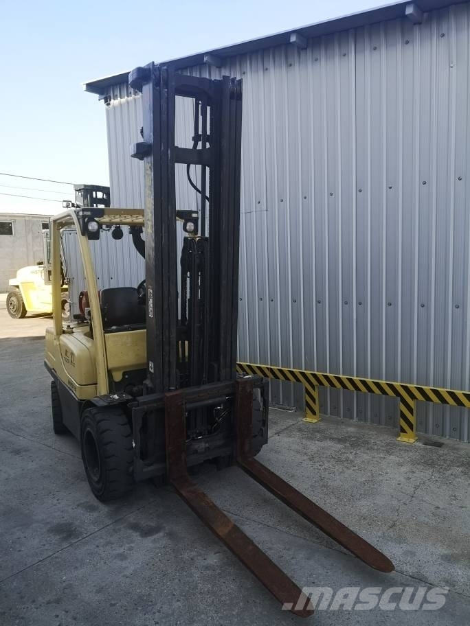 Hyster H 35 FT LPG forklifts