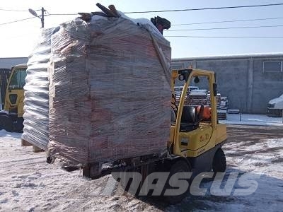 Hyster H 35 FT LPG forklifts