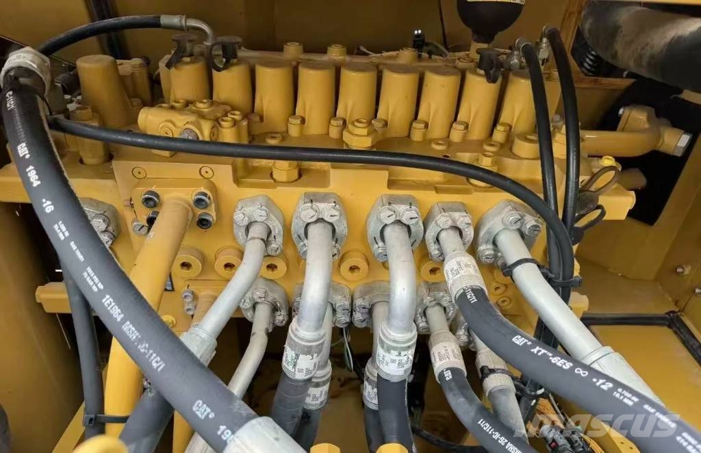 CAT 320 GC 履带挖掘机