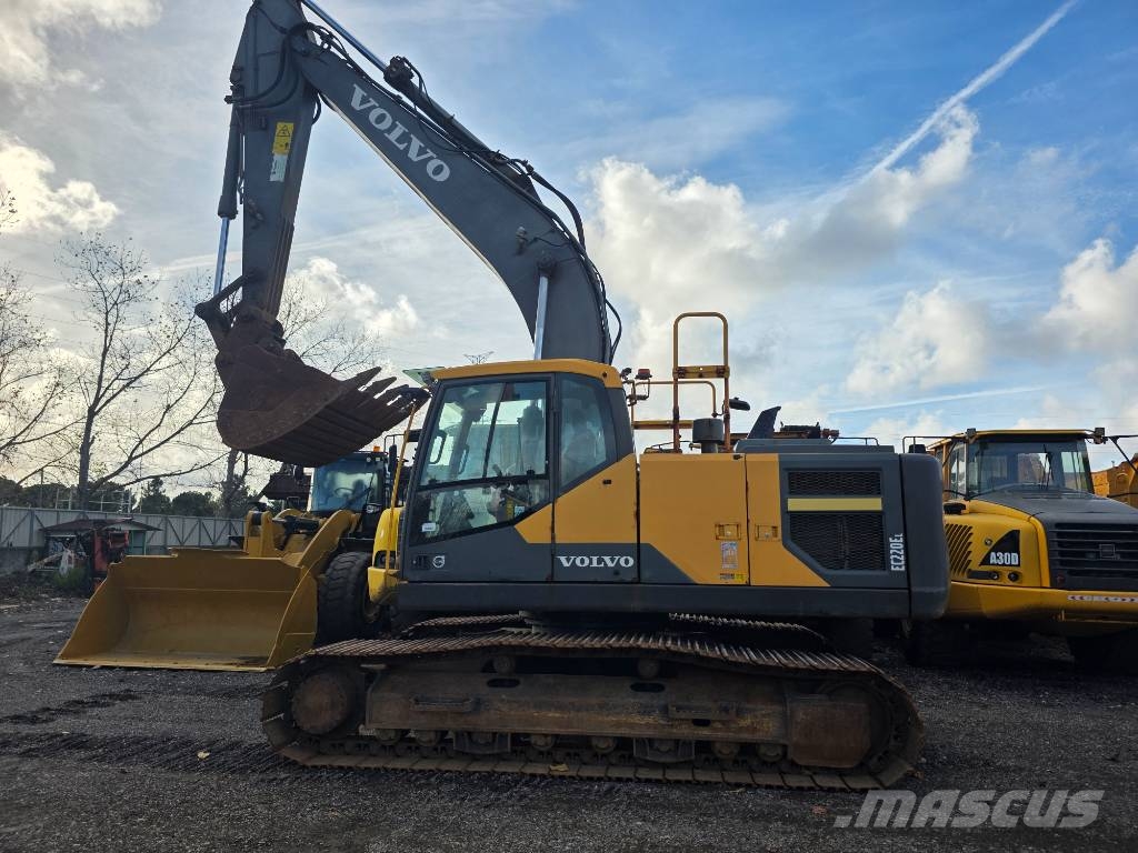 Volvo EC 220 E Escavatori cingolati